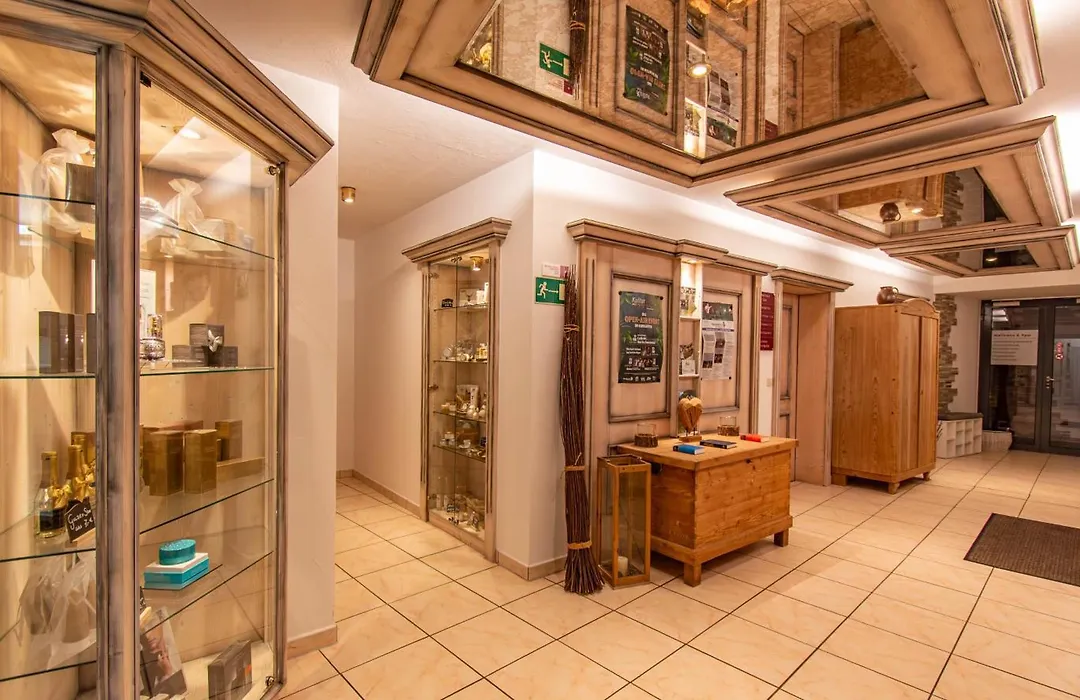 Wellnesshotel Hohenrodt-1
